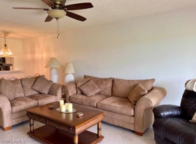 605 Augusta BLVD # 4, Naples, FL 34113