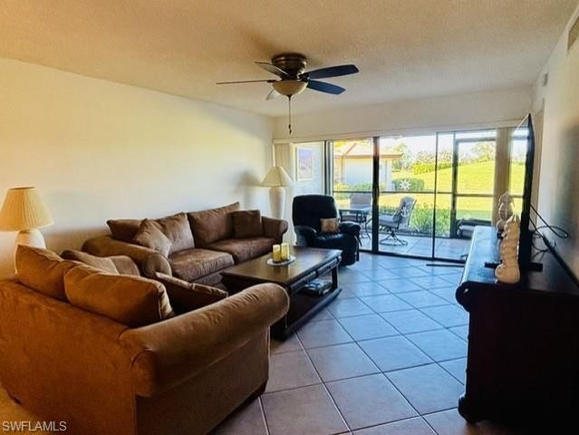 605 Augusta BLVD # 4, Naples, FL 34113