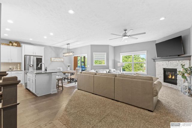 110 Eagle View Drive, Ashland, NE 68003