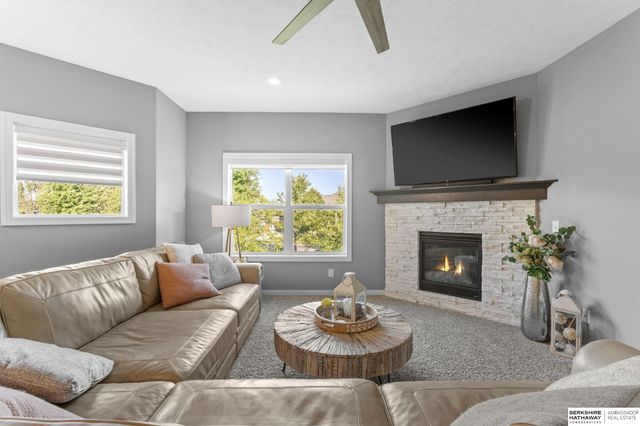 110 Eagle View Drive, Ashland, NE 68003