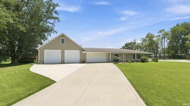 10012 Hosler Road, Leo, IN 46765