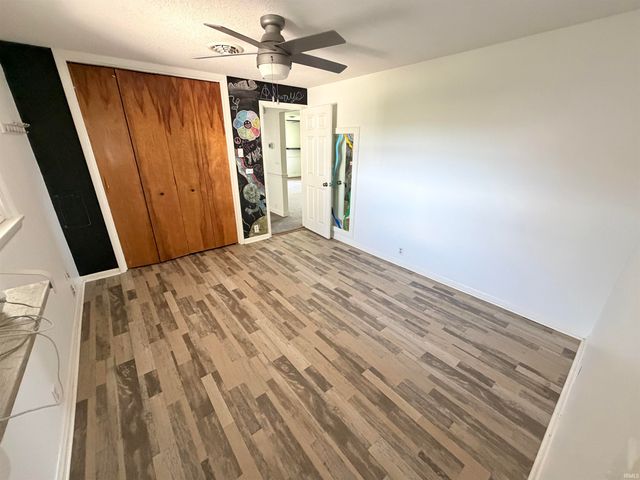 10012 Hosler Road, Leo, IN 46765