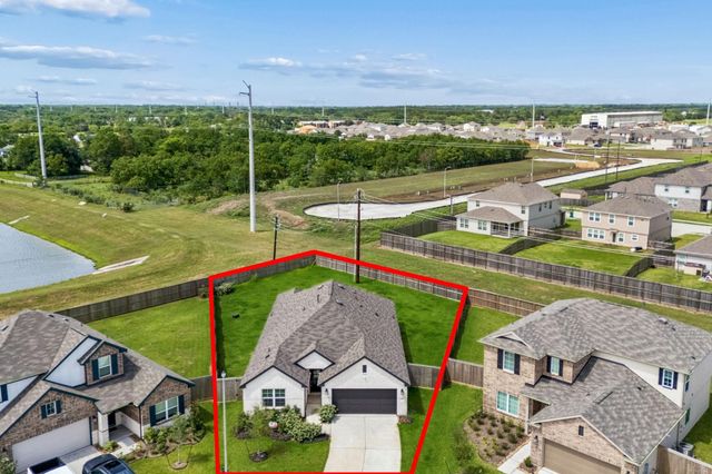 4989 Perennial Lane, La Marque, TX 77568