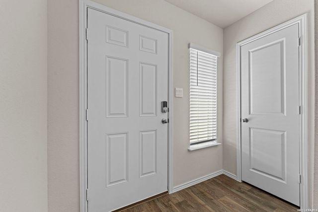 1530 Champagne Oak, New Braunfels, TX 78130