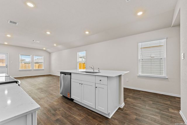 1530 Champagne Oak, New Braunfels, TX 78130