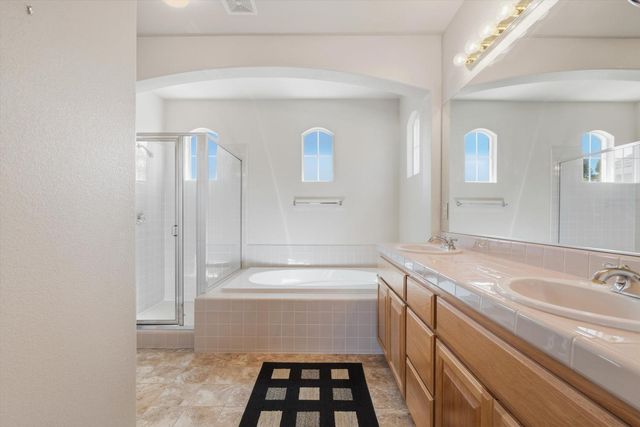 2525 Marsh Wren Way, Elk Grove, CA 95757