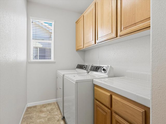 2525 Marsh Wren Way, Elk Grove, CA 95757