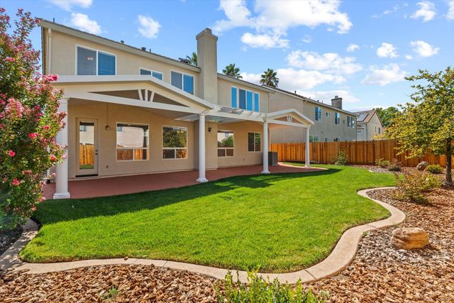 2525 Marsh Wren Way, Elk Grove, CA 95757