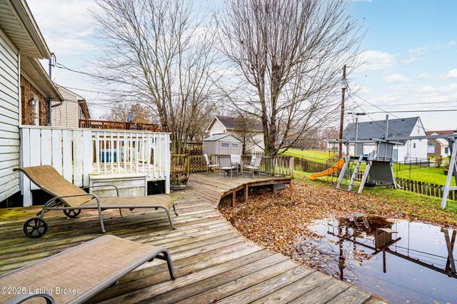 1604 Hopkins Ct, La Grange, KY 40031