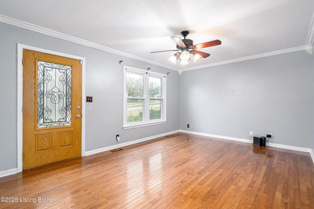 1604 Hopkins Ct, La Grange, KY 40031