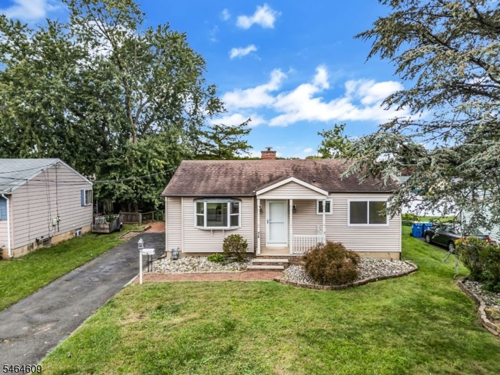 418 Harrison Ave, Manville Boro, NJ 08835