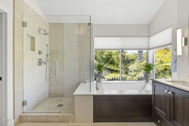 2113 Doral Court, Oxnard, CA 93036