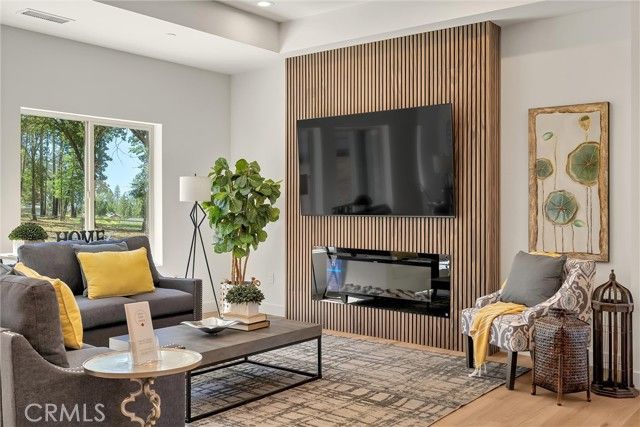 460 Nottingham, Paradise, CA 95969