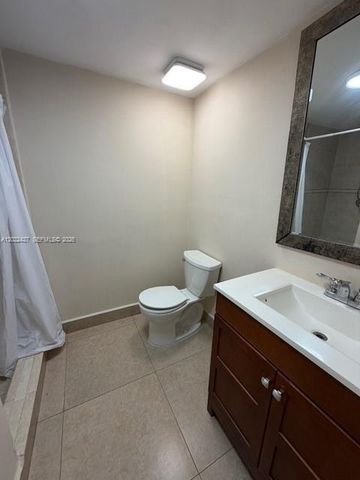 6370 SW 17th St, West Miami, FL 33155