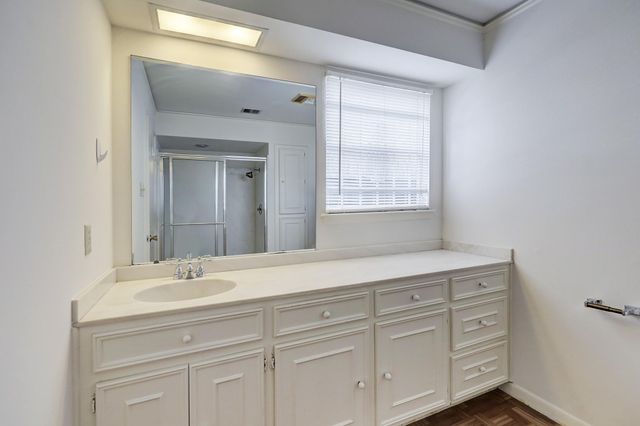 4002 Portsmouth Avenue, Houston, TX 77027