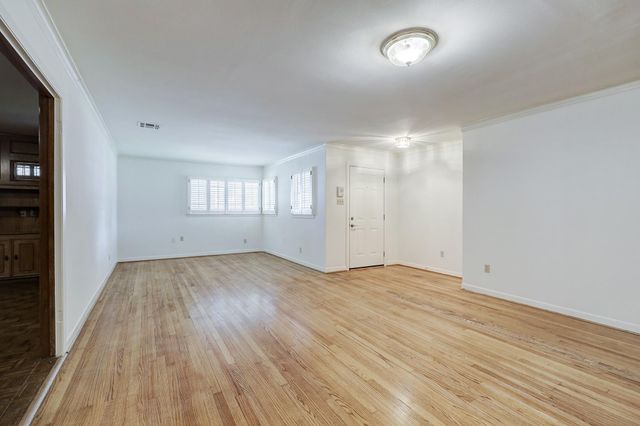 4002 Portsmouth Avenue, Houston, TX 77027