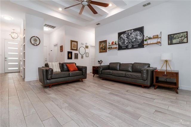 413 Northern Dancer Avenue, Edinburg, TX 78539