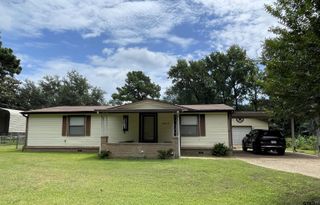 4513 Sunrise Drive, Chandler, TX 75758