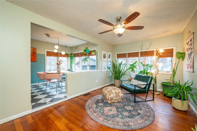 937 Caulder Avenue, Des Moines, IA 50315