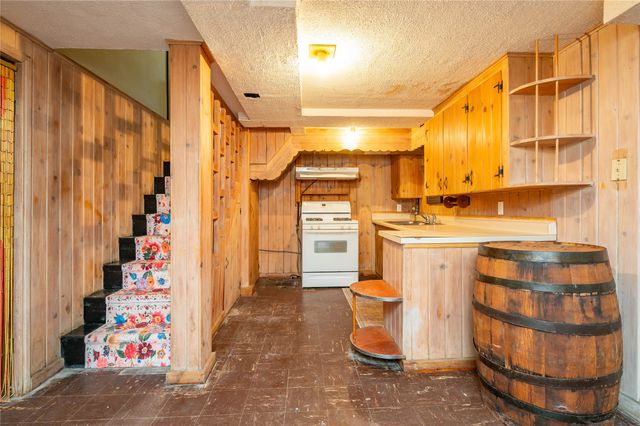 937 Caulder Avenue, Des Moines, IA 50315