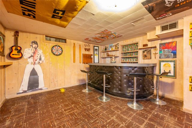 937 Caulder Avenue, Des Moines, IA 50315