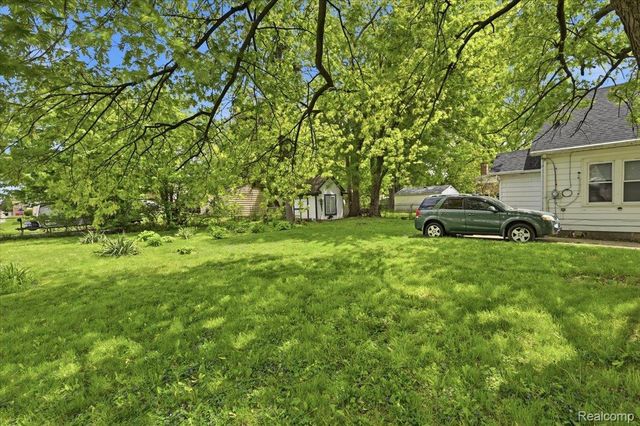 23164 Donald Avenue, Eastpointe, MI 48021
