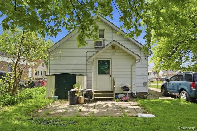 23164 Donald Avenue, Eastpointe, MI 48021