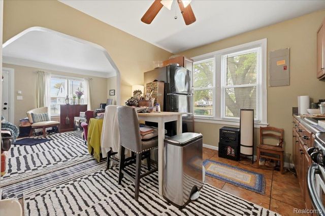 23164 Donald Avenue, Eastpointe, MI 48021