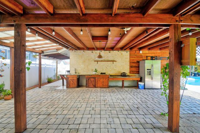 5817 Laurel Green Circle, Boynton Beach, FL 33437