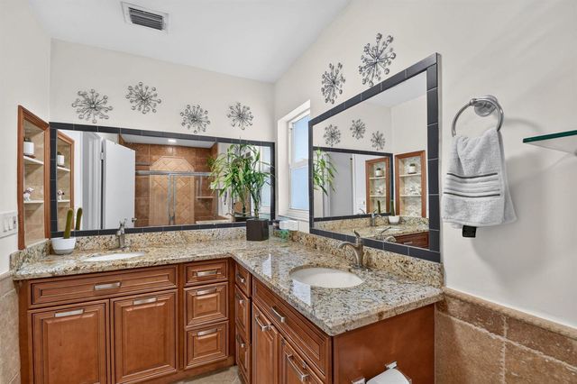 5817 Laurel Green Circle, Boynton Beach, FL 33437