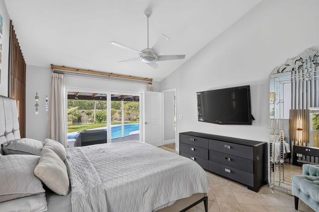 5817 Laurel Green Circle, Boynton Beach, FL 33437