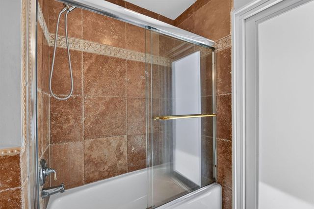 5817 Laurel Green Circle, Boynton Beach, FL 33437