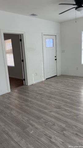 1023 Highland, San Antonio, TX 78210