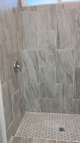 1023 Highland, San Antonio, TX 78210