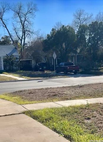 1023 Highland, San Antonio, TX 78210