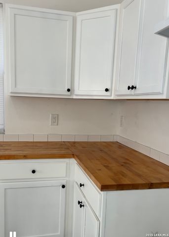 1023 Highland, San Antonio, TX 78210