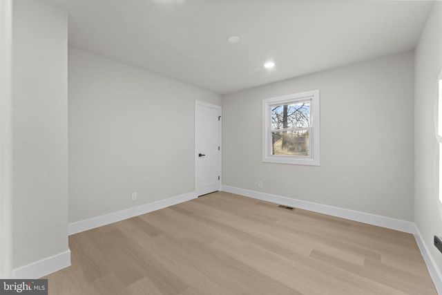 9603 WOODLAND AVE, Lanham, MD 20706