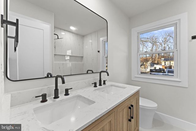 9603 WOODLAND AVE, Lanham, MD 20706