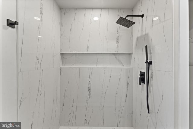 9603 WOODLAND AVE, Lanham, MD 20706