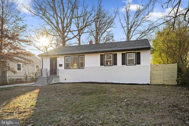 9603 WOODLAND AVE, Lanham, MD 20706