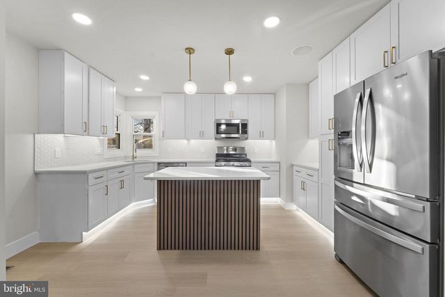 9603 WOODLAND AVE, Lanham, MD 20706