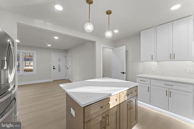 9603 WOODLAND AVE, Lanham, MD 20706