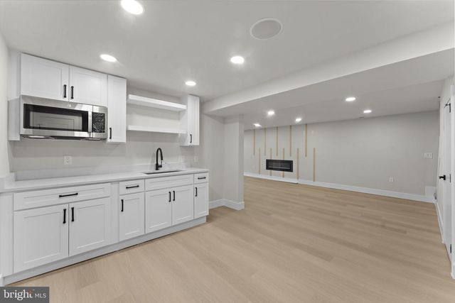 9603 WOODLAND AVE, Lanham, MD 20706