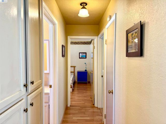 14382 Outrigger Dr, San Leandro, CA 94577