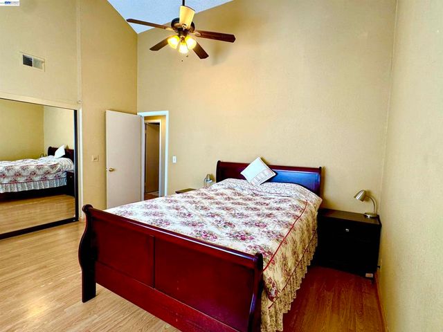 14382 Outrigger Dr, San Leandro, CA 94577