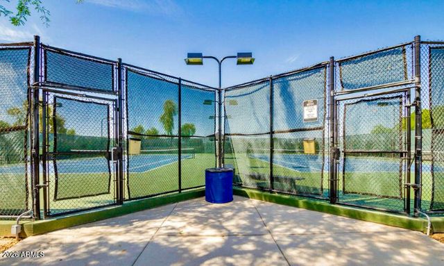 29173 N YELLOW BEE Drive, San Tan Valley, AZ 85143