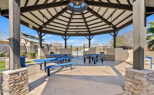 29173 N YELLOW BEE Drive, San Tan Valley, AZ 85143