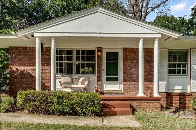 5 W Maple Drive, Asheville, NC 28805