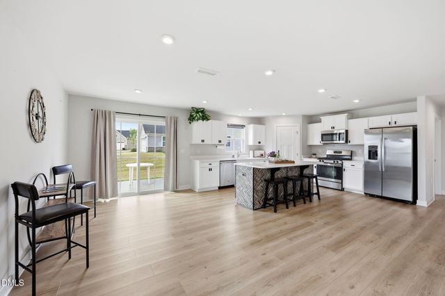 82 Coble Farms Place, Fuquay Varina, NC 27526