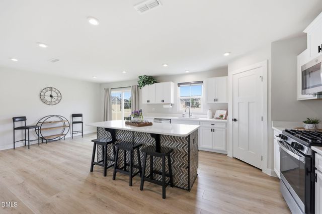 82 Coble Farms Place, Fuquay Varina, NC 27526